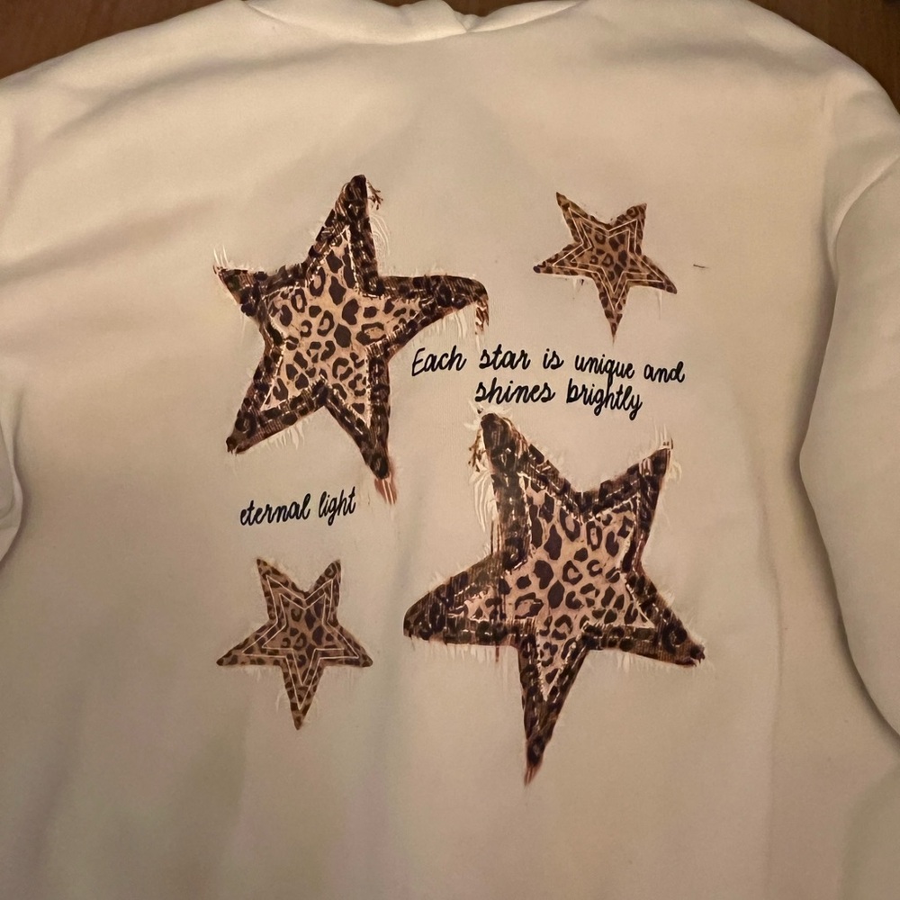 SHEIN Cozy White Hoodie- SHIPPING PRICE NOT INCLUDED